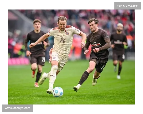 皇马曾试图引进拜仁小将卡尔 但球员坚定留队专注发展 皇马曾试图引进拜仁小将卡尔 但球员坚定留队专注发展