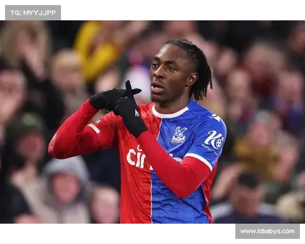 队报报道法国前国脚托万可能加盟朗斯交易接近完成 队报报道法国前国脚托万可能加盟朗斯交易接近完成